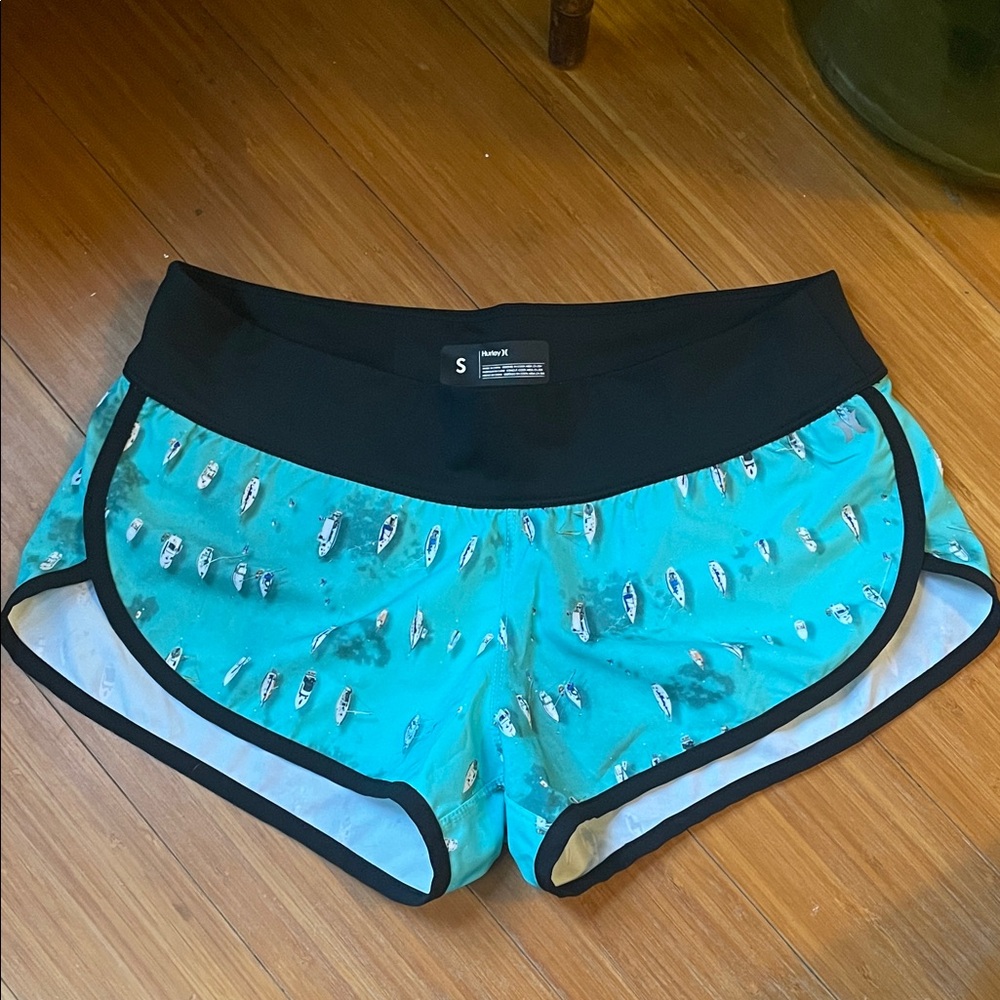 Hurley small phantom Women's ocean Patterned Shorts